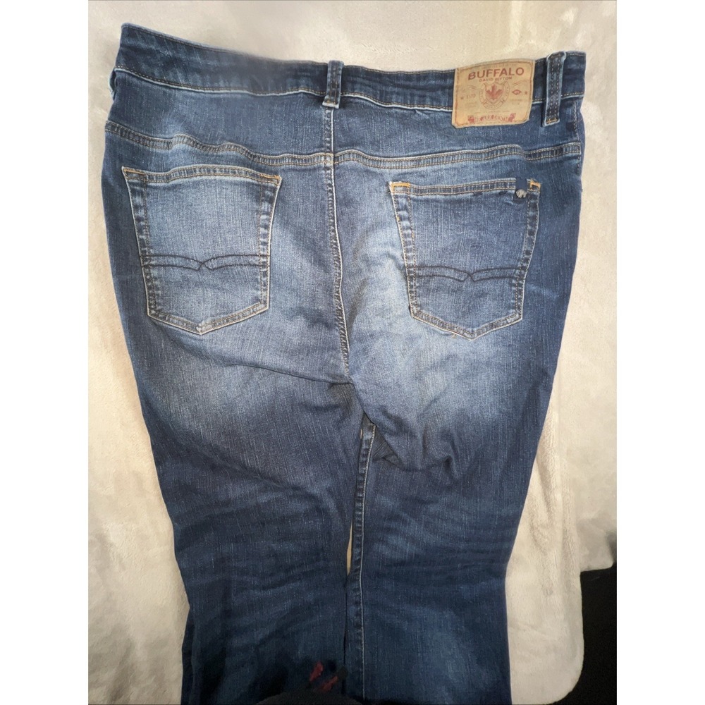 Buffalo David Bitton Jeans Mens 38x32 Straight Six Vintage Wear Authentic Denim